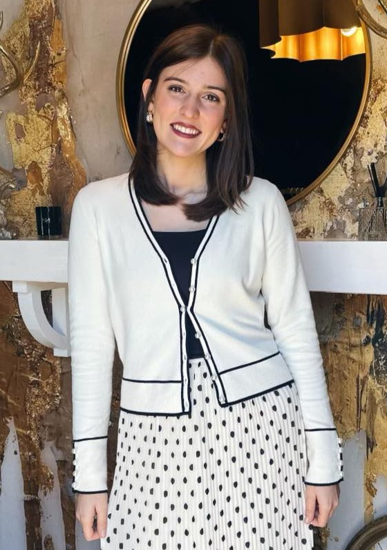 PEARL BUTTON KNIT CARDIGAN