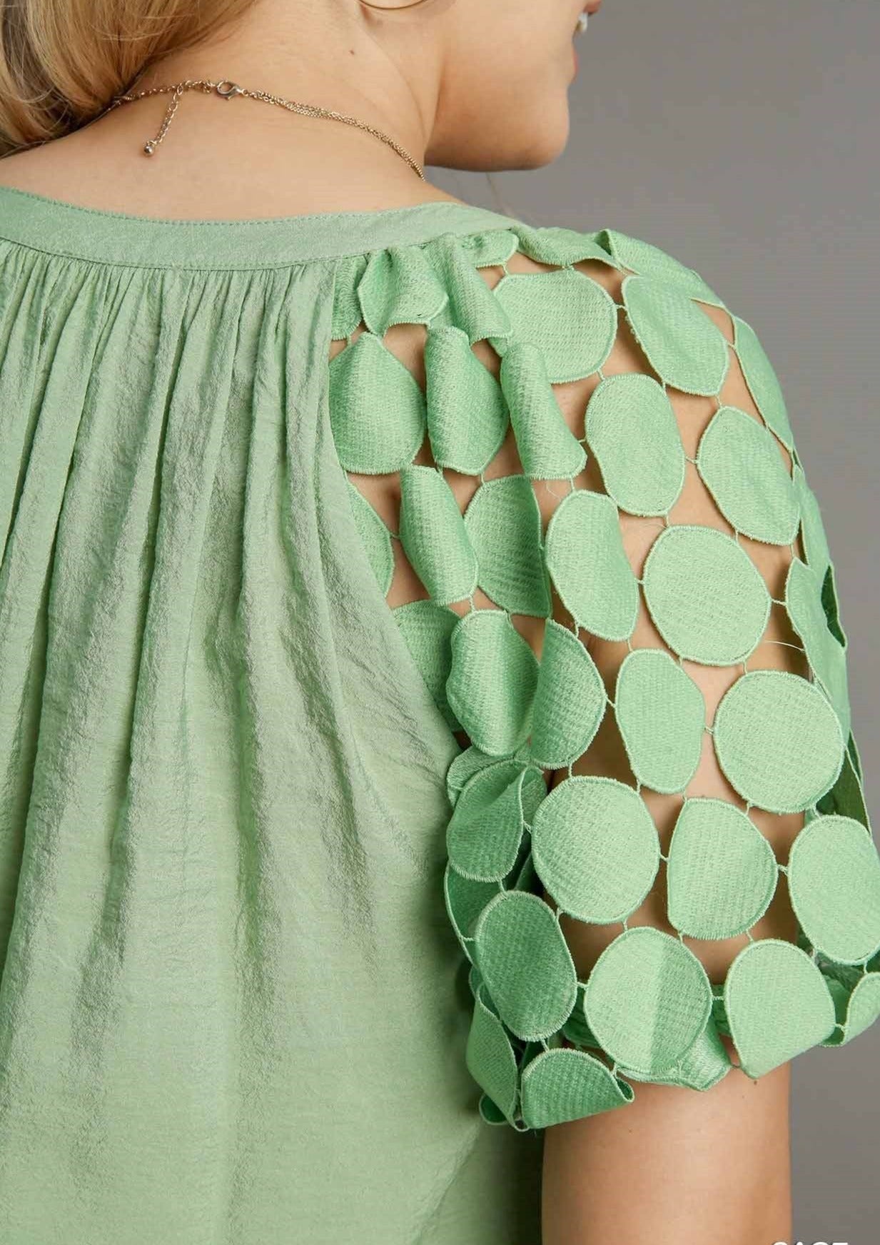 Sage Split Neck Bubble Sleeve Top