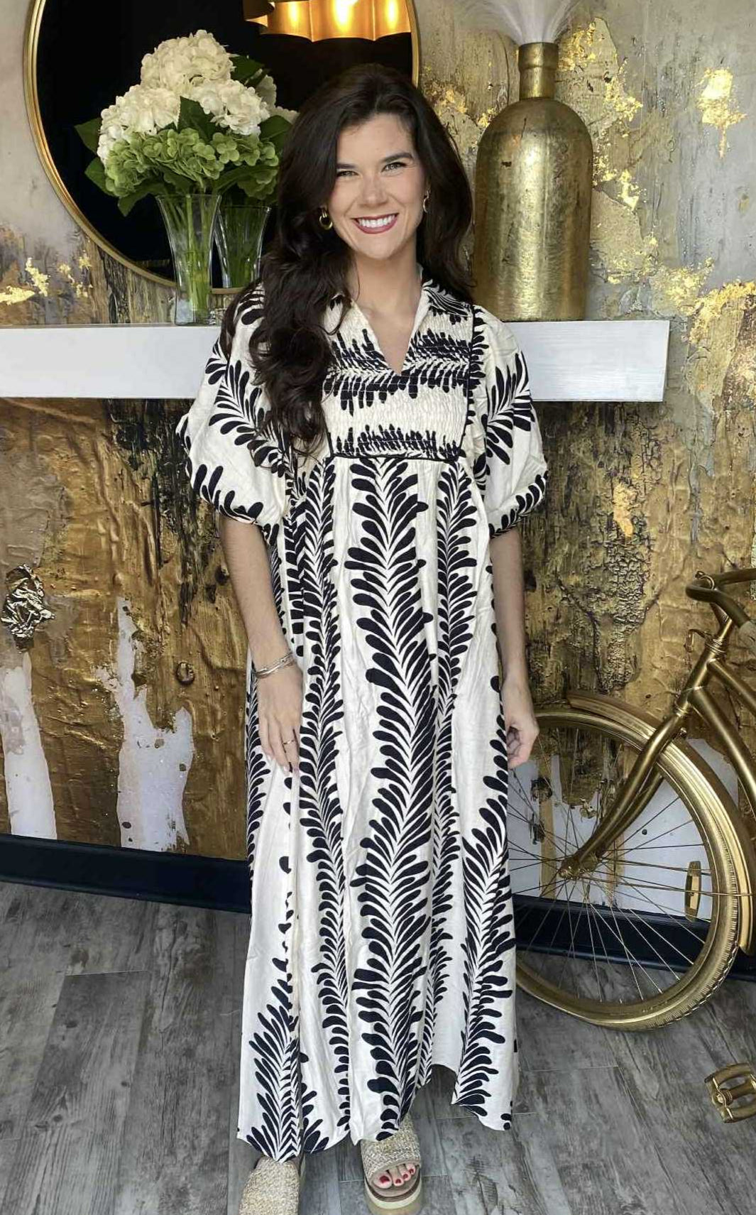 Cream & Black Printed Short Puff Sleeve Midi Dress