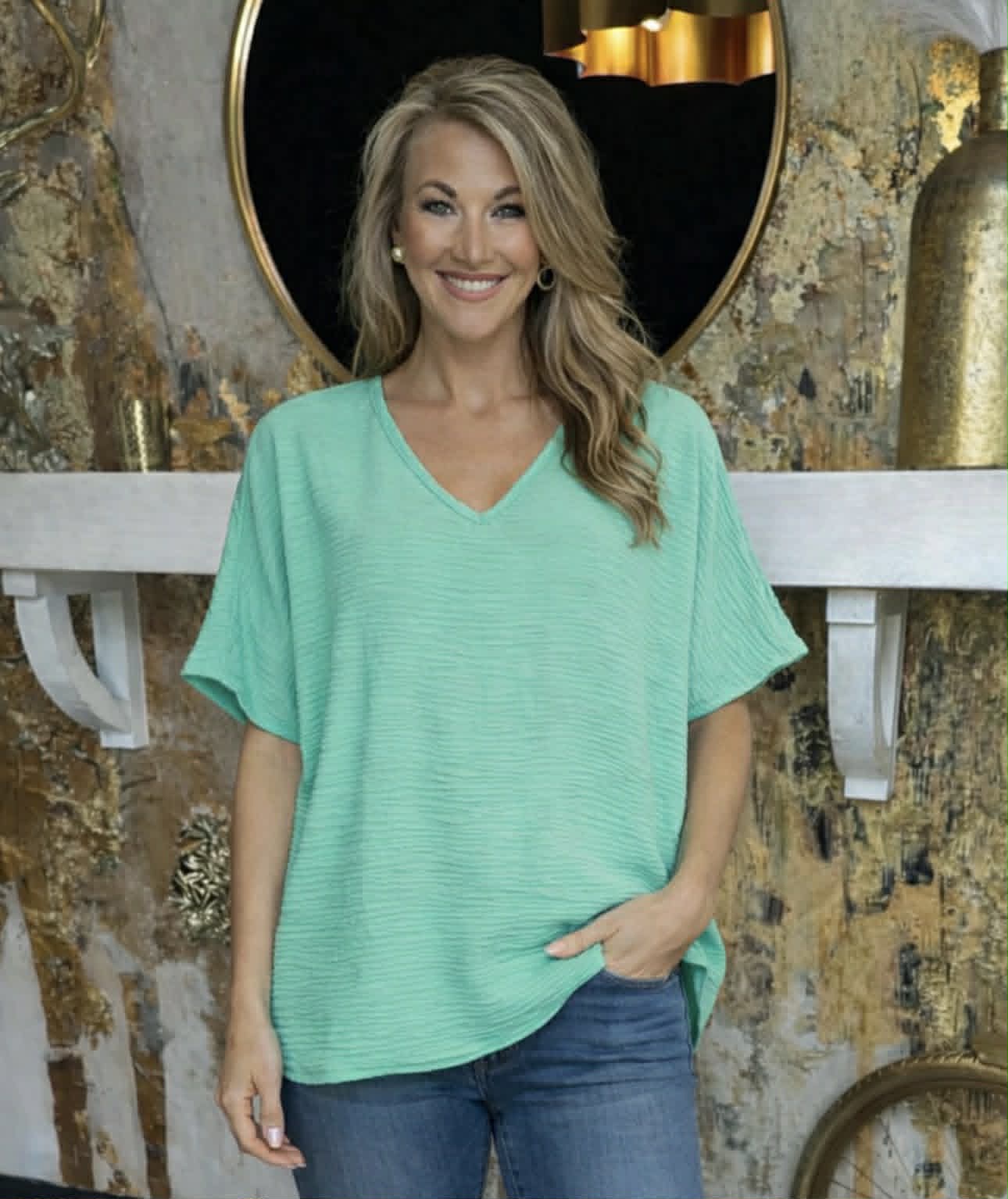 Mint Woven Airflow V-neck Short Sleeve Top