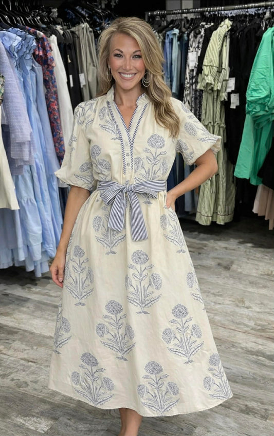 Ecru/Black Floral Print V-Neck Maxi Dress